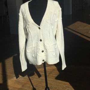 Bold creamy ivory  Knit Cardigan